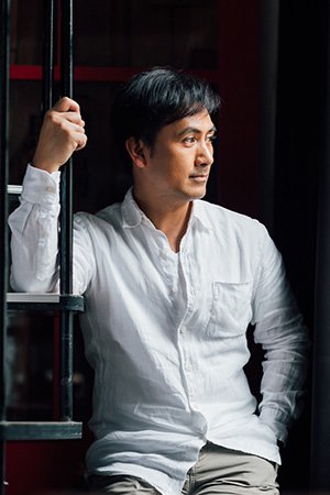 staff-Johnny-300x450 staff-Johnny-300x450