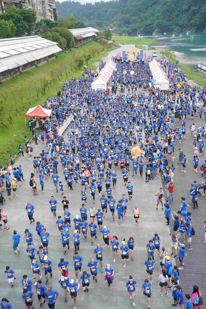 8- 連續第10年舉辦「2023 Let’s Run－空英1919陪讀路跑」，現場總共有3,200多名愛心跑者與志工參加。 (1)